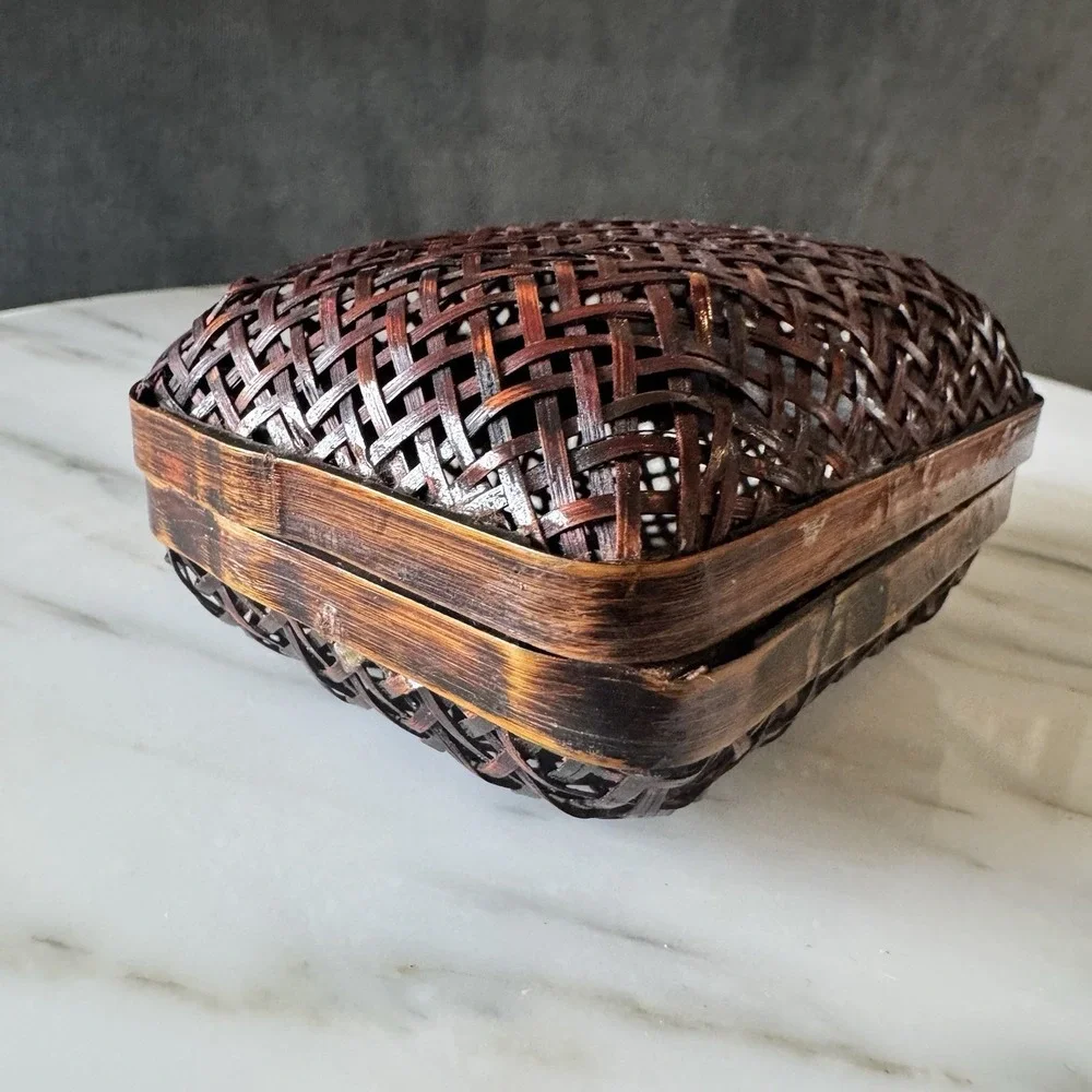 Vintage Chinese/ Japanese Style Woven Bamboo Storage Trinklet Box 4